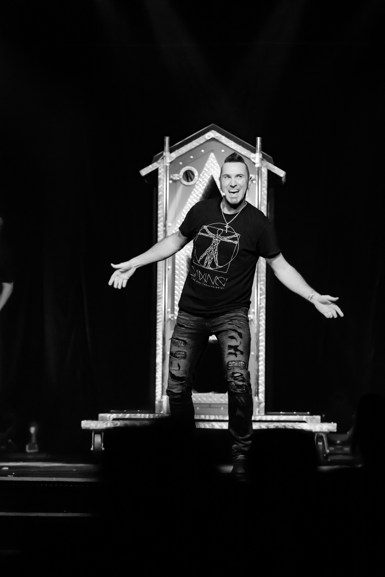 David DaVinci performing for Spokane audiences